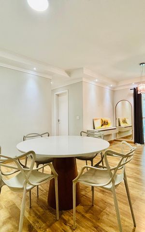 Apartamento à venda com 76m², 2 quartos e 2 vagas Apartamento à venda com 76m², 2 quartos e 2 vagasSala de Jantar