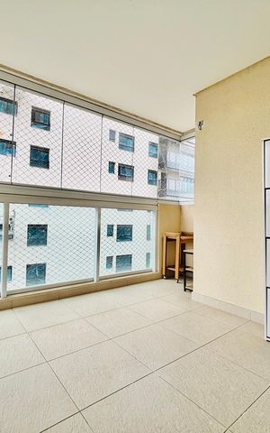 Apartamento à venda com 76m², 2 quartos e 2 vagas Apartamento à venda com 76m², 2 quartos e 2 vagasVaranda da Sala