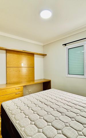 Apartamento à venda com 76m², 2 quartos e 2 vagas Apartamento à venda com 76m², 2 quartos e 2 vagasSuíte