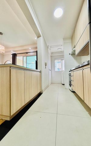 Apartamento à venda com 76m², 2 quartos e 2 vagas Apartamento à venda com 76m², 2 quartos e 2 vagasCozinha