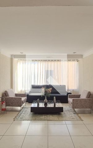 Apartamento à venda com 76m², 3 quartos e 1 vaga Apartamento à venda com 76m², 3 quartos e 1 vagaÁrea comum - Hall