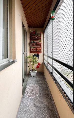 Apartamento à venda com 76m², 3 quartos e 1 vaga Apartamento à venda com 76m², 3 quartos e 1 vagaSacada