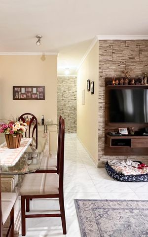 Apartamento à venda com 76m², 3 quartos e 1 vaga Apartamento à venda com 76m², 3 quartos e 1 vagaSala