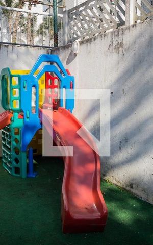 Apartamento à venda com 76m², 3 quartos e 1 vaga Apartamento à venda com 76m², 3 quartos e 1 vagaÁrea comum - Playground