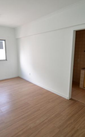 Apartamento à venda com 67m², 1 quarto e sem vagaSala