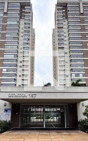 Apartamento à venda com 146m², 3 quartos e 3 vagas Apartamento à venda com 146m², 3 quartos e 3 vagasFachada