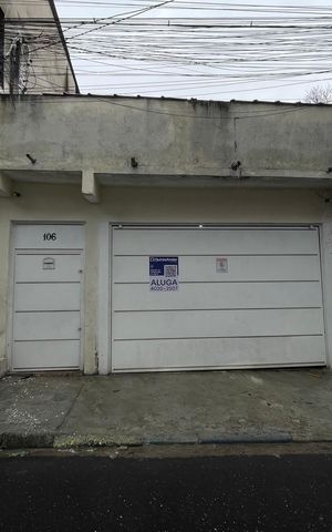 Casa para alugar com 108m², 1 quarto e 2 vagas Casa para alugar com 108m², 1 quarto e 2 vagasFachada