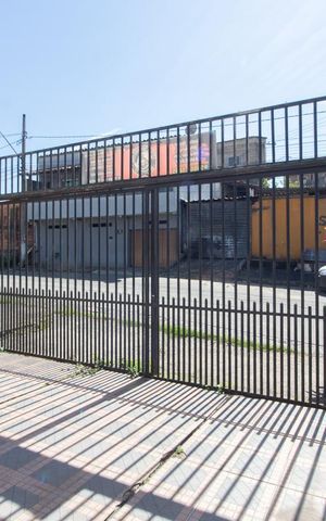 Casa à venda com 300m², 3 quartos e 4 vagasGaragem