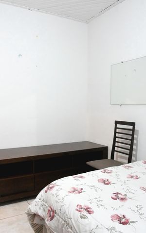 Casa à venda com 250m², 3 quartos e 3 vagas Casa à venda com 250m², 3 quartos e 3 vagasQuarto 1