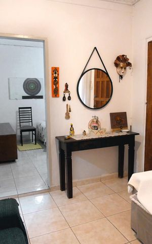 Casa à venda com 250m², 3 quartos e 3 vagas Casa à venda com 250m², 3 quartos e 3 vagasSala