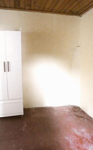 Casa à venda com 250m², 3 quartos e 3 vagas Casa à venda com 250m², 3 quartos e 3 vagasCasa 3 - Studio