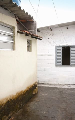 Casa à venda com 250m², 3 quartos e 3 vagas Casa à venda com 250m², 3 quartos e 3 vagasÁrea comum