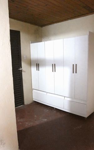 Casa à venda com 250m², 3 quartos e 3 vagas Casa à venda com 250m², 3 quartos e 3 vagasCasa 3 - Studio