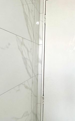 Apartamento para alugar com 55m², 2 quartos e 1 vaga Apartamento para alugar com 55m², 2 quartos e 1 vagaBanheiro