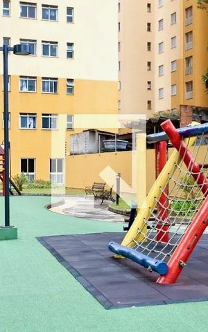 Apartamento para alugar com 55m², 2 quartos e 1 vaga Apartamento para alugar com 55m², 2 quartos e 1 vagaÁrea comum - Playground