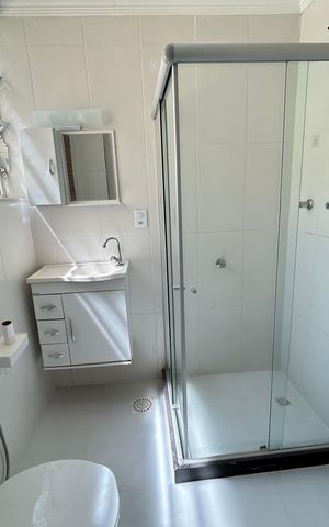 Casa à venda com 167m², 3 quartos e 2 vagasBanheiro do Quarto 2 - Suíte
