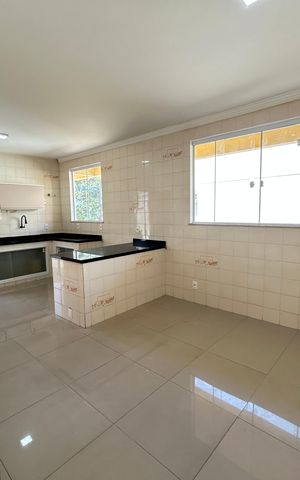 Casa à venda com 167m², 3 quartos e 2 vagasCozinha