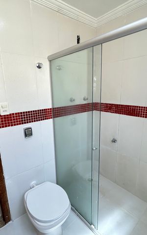 Casa à venda com 167m², 3 quartos e 2 vagasBanheiro Social
