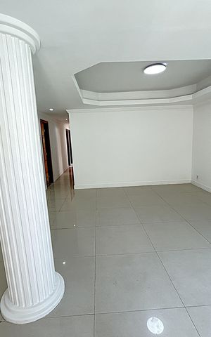 Casa à venda com 167m², 3 quartos e 2 vagasSala