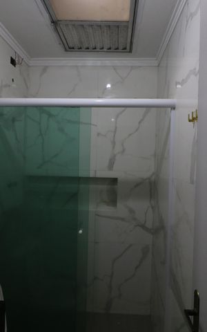 Casa à venda com 130m², 3 quartos e 1 vagaBanheiro