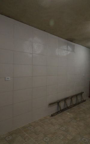 Casa à venda com 130m², 3 quartos e 1 vagaÁrea de Serviço