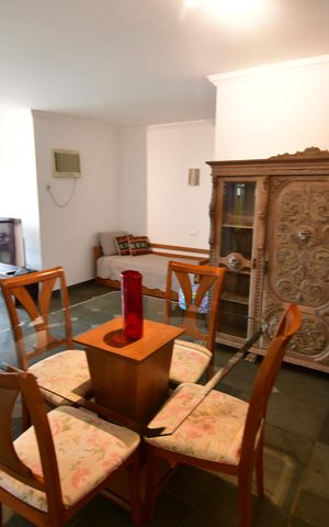 Apartamento à venda com 70m², 1 quarto e 1 vagaSala