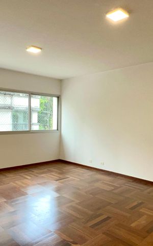 Apartamento para alugar com 180m², 3 quartos e 2 vagas Apartamento para alugar com 180m², 3 quartos e 2 vagasSala