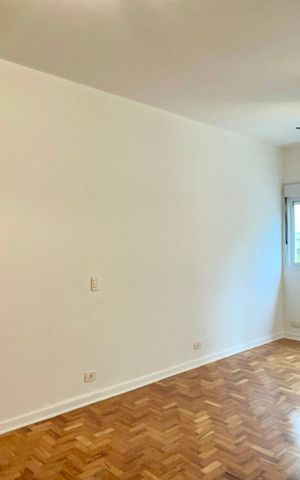 Apartamento para alugar com 180m², 3 quartos e 2 vagas Apartamento para alugar com 180m², 3 quartos e 2 vagasSuite