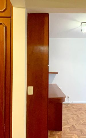 Apartamento para alugar com 180m², 3 quartos e 2 vagas Apartamento para alugar com 180m², 3 quartos e 2 vagasCloset da suíte