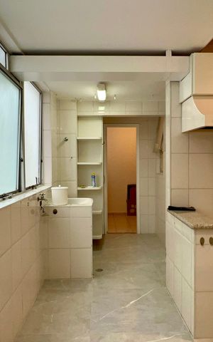 Apartamento para alugar com 180m², 3 quartos e 2 vagas Apartamento para alugar com 180m², 3 quartos e 2 vagasÁrea de Serviço