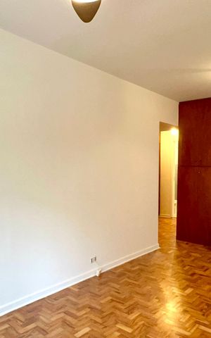 Apartamento para alugar com 180m², 3 quartos e 2 vagas Apartamento para alugar com 180m², 3 quartos e 2 vagasSuite