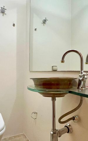 Apartamento para alugar com 180m², 3 quartos e 2 vagas Apartamento para alugar com 180m², 3 quartos e 2 vagasLavabo