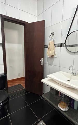 Casa à venda com 84m², 3 quartos e 2 vagas