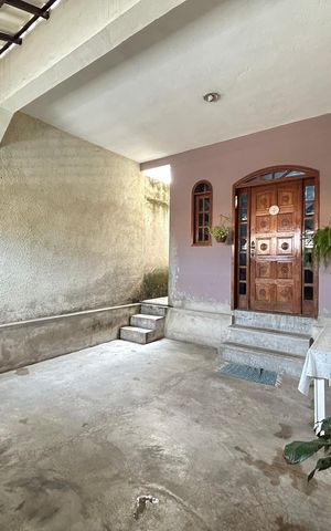 Casa à venda com 84m², 3 quartos e 2 vagas