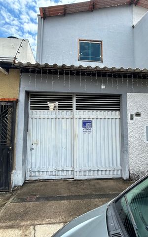 Casa à venda com 84m², 3 quartos e 2 vagas