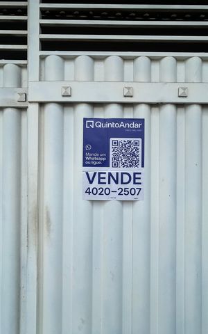 Casa à venda com 84m², 3 quartos e 2 vagas