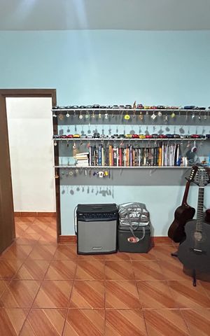 Casa à venda com 84m², 3 quartos e 2 vagas