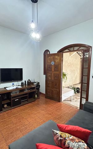 Casa à venda com 84m², 3 quartos e 2 vagas