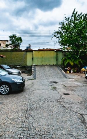 Casa de condomínio à venda com 44m², 2 quartos e 1 vagaGaragem