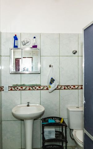 Casa de condomínio à venda com 44m², 2 quartos e 1 vagaBanheiro Social