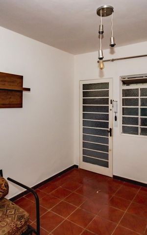 Casa de condomínio à venda com 44m², 2 quartos e 1 vagaSala