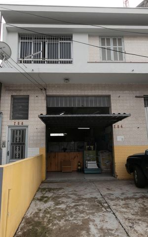 Apartamento para alugar com 170m², 3 quartos e sem vagaFachada