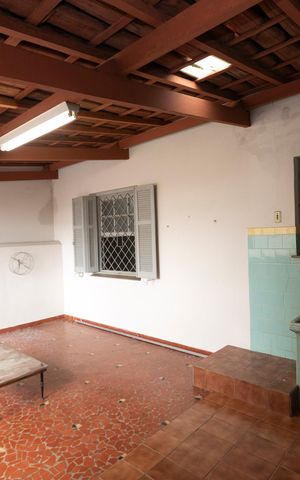 Apartamento para alugar com 170m², 3 quartos e sem vagaÁrea de serviço