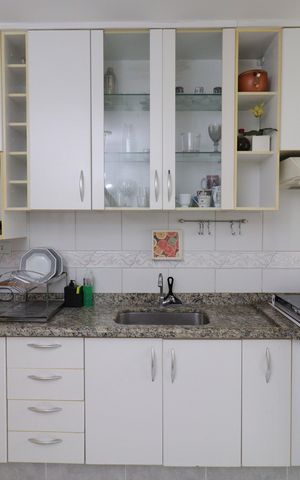 Apartamento à venda com 75m², 3 quartos e 2 vagasCozinha