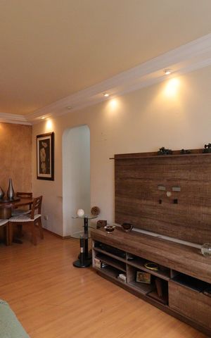 Apartamento à venda com 75m², 3 quartos e 2 vagasSala