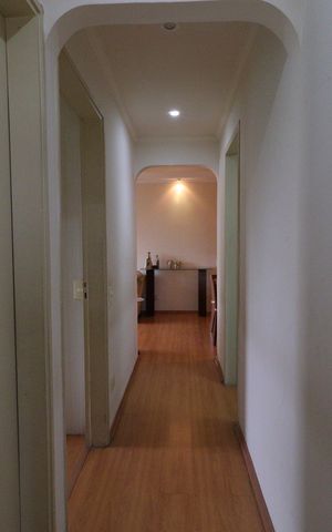 Apartamento à venda com 75m², 3 quartos e 2 vagasCorredor