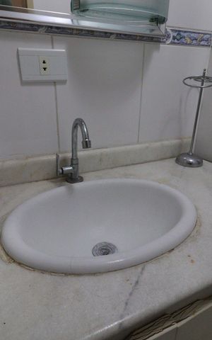 Apartamento à venda com 75m², 3 quartos e 2 vagasBanheiro