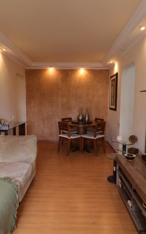 Apartamento à venda com 75m², 3 quartos e 2 vagasSala