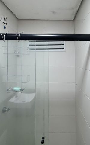Apartamento à venda com 43m², 2 quartos e 1 vaga Apartamento à venda com 43m², 2 quartos e 1 vagaBanheiro Social