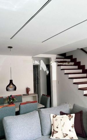 Casa à venda com 147m², 3 quartos e 2 vagas